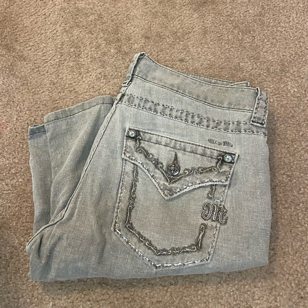 Miss Me Women’s Denim Capri